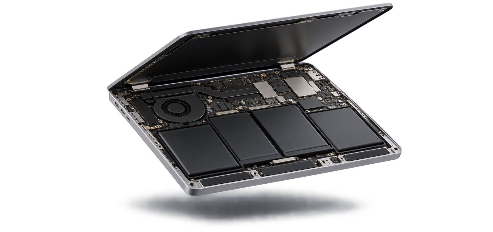 MacBook abierto mostrando su batería interna